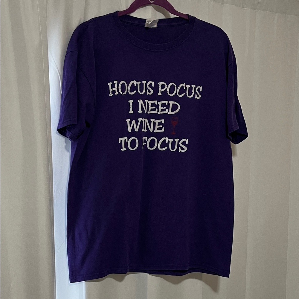 Hocus pocus Graphic T-Shirt 🍷 🎃